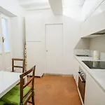 By Ponte Vecchio Apartment Florence