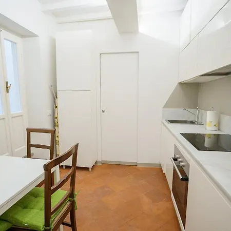 By Ponte Vecchio Apartament Florencja